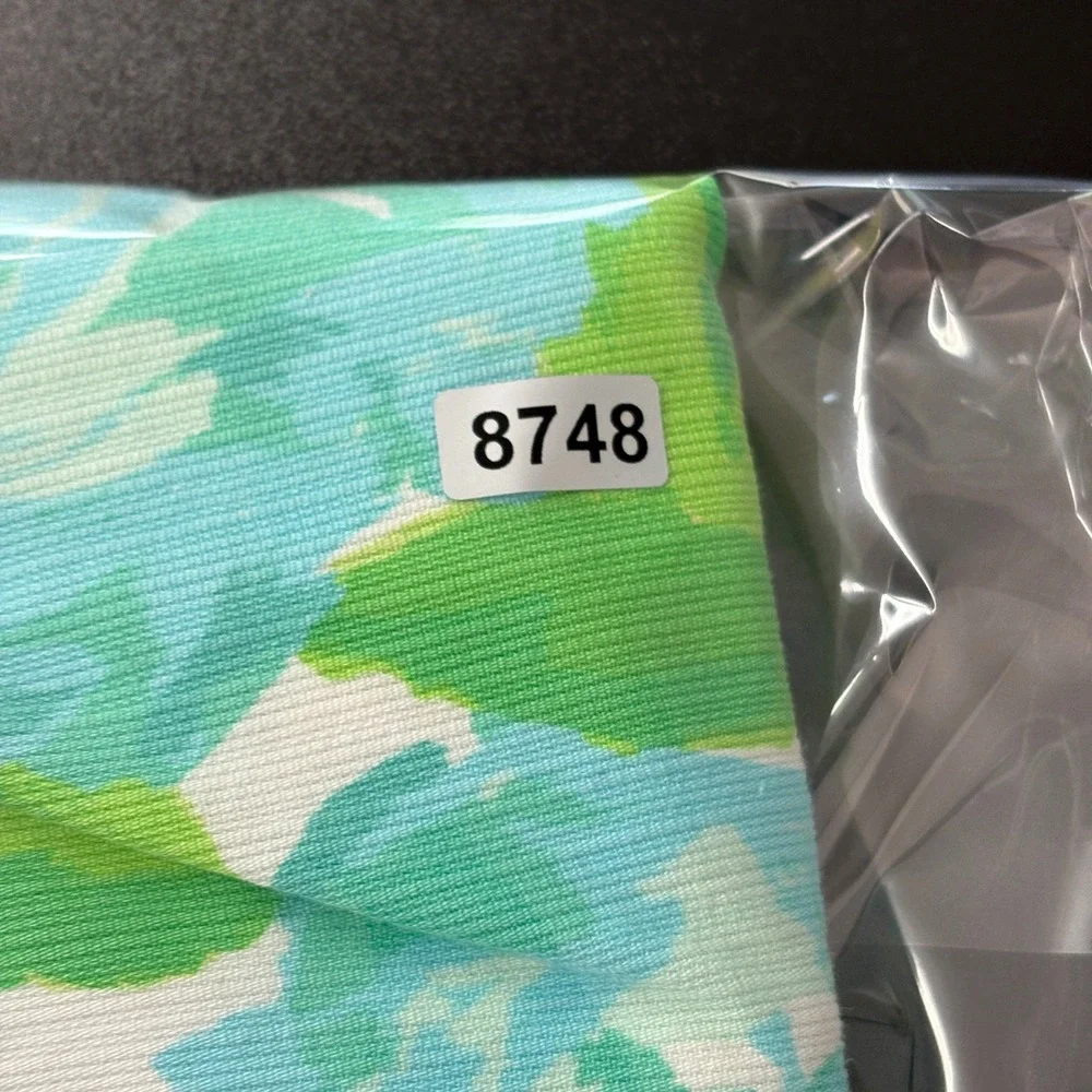 Lilly Pulitzer Womens Callahan Short 10 Blue Green Floral Rose Print 5" Inseam - Picture 11 of 12